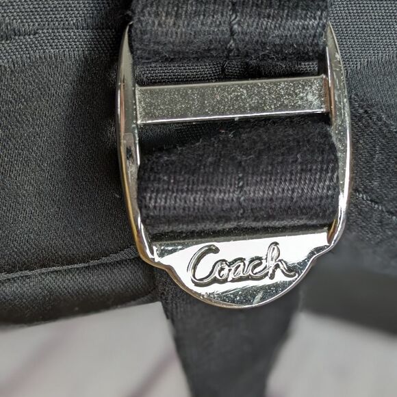 Coach Signature Daisy Poppy Backpack - Picture 3 of 13